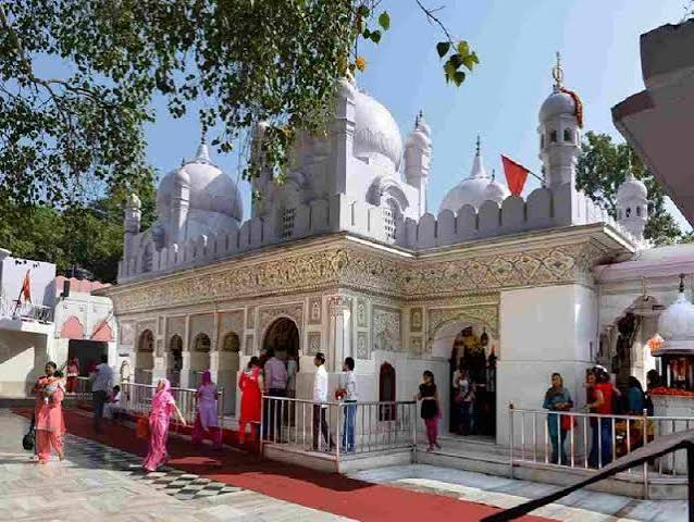 Mansa Devi Temple - Places to Visit in Haridwar - Gola Holidays - Slide 1